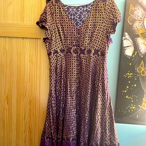 Torrid’s Princess Jasmine Maxi Dress with purple and gold lace/designs, size 0